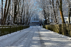 Haupteingang Campingplatz im Winter