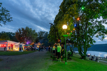Lichterfest in Pahna - Gaststätte Seeblick sorgt für Ihr leibliches Wohl